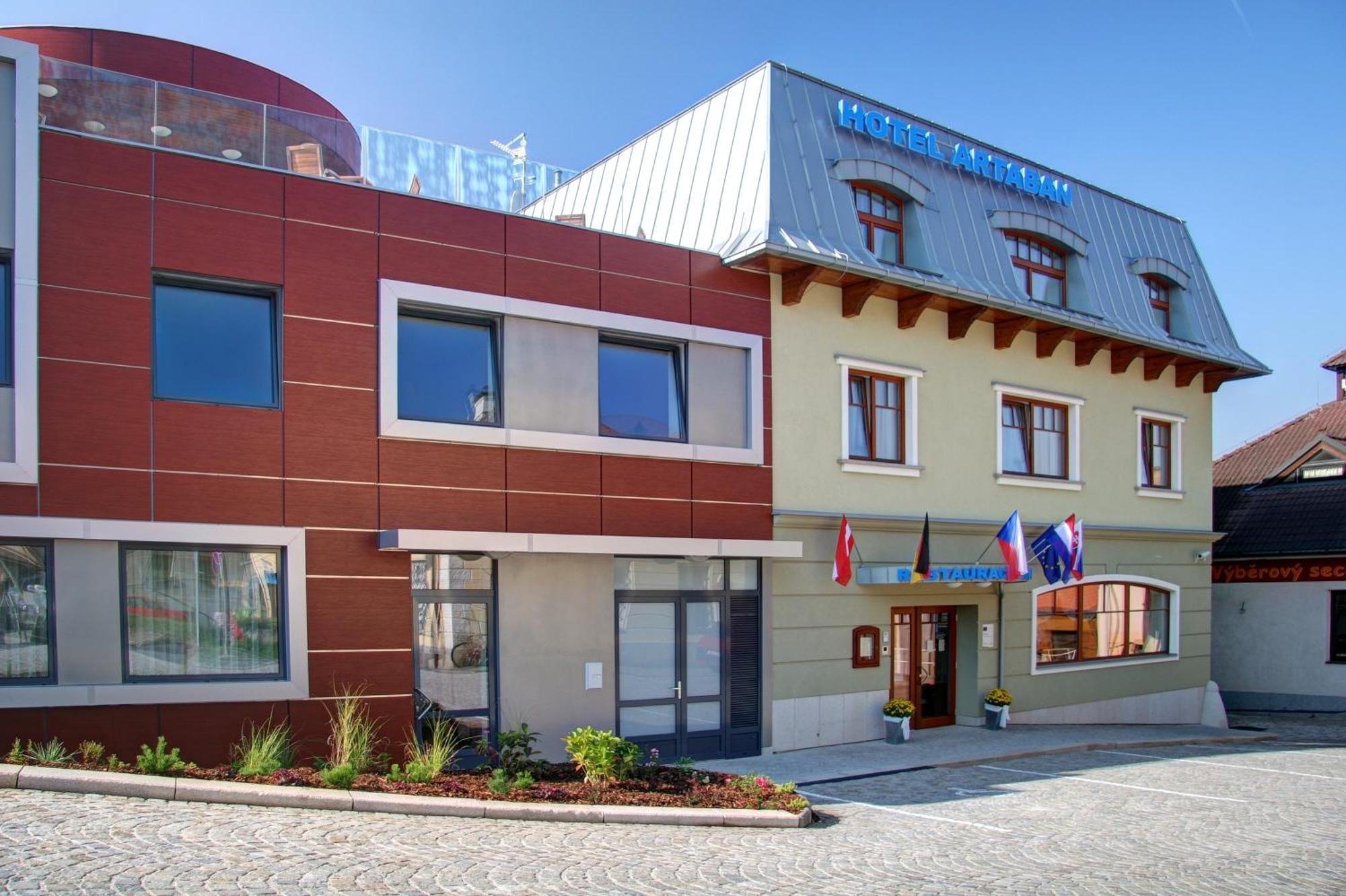 Hotel Artaban Žirovnice Exteriör bild